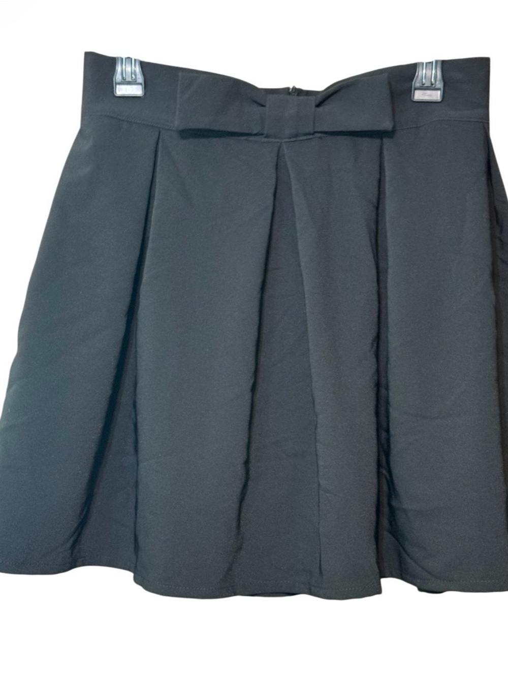Chicwish Black Pleated Bow Waist Mini Skirt NWT Size Medium - Picture 2 of 3